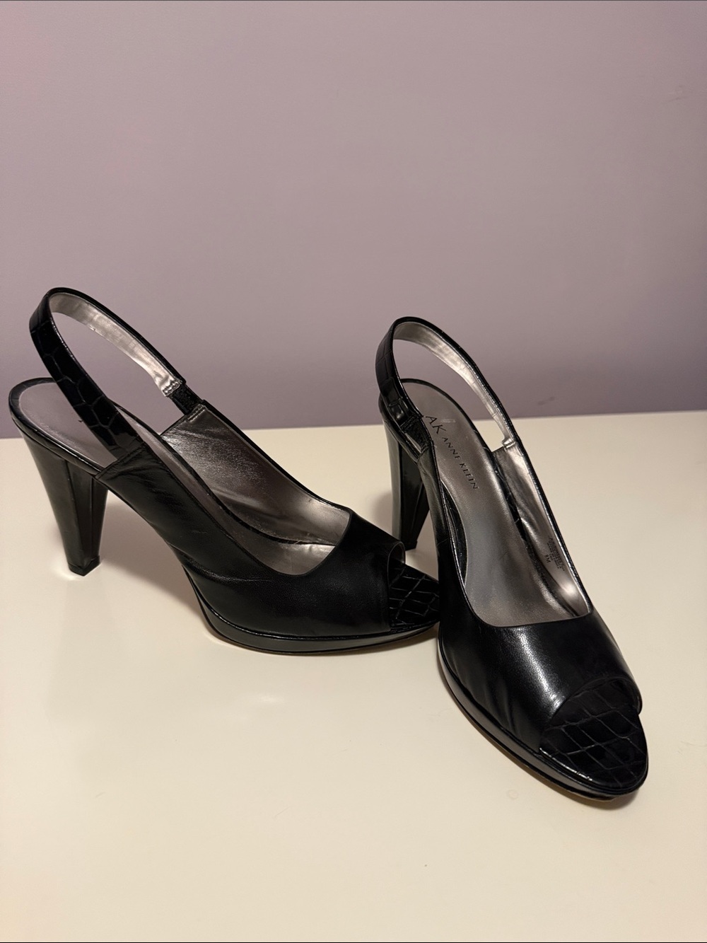 Anne Klein Classic Black Leather Slingback open toe High-Heel Pumps size 8
